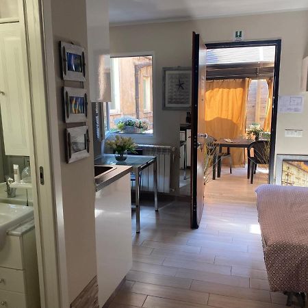 Condotti Apartment ローマ エクステリア 写真